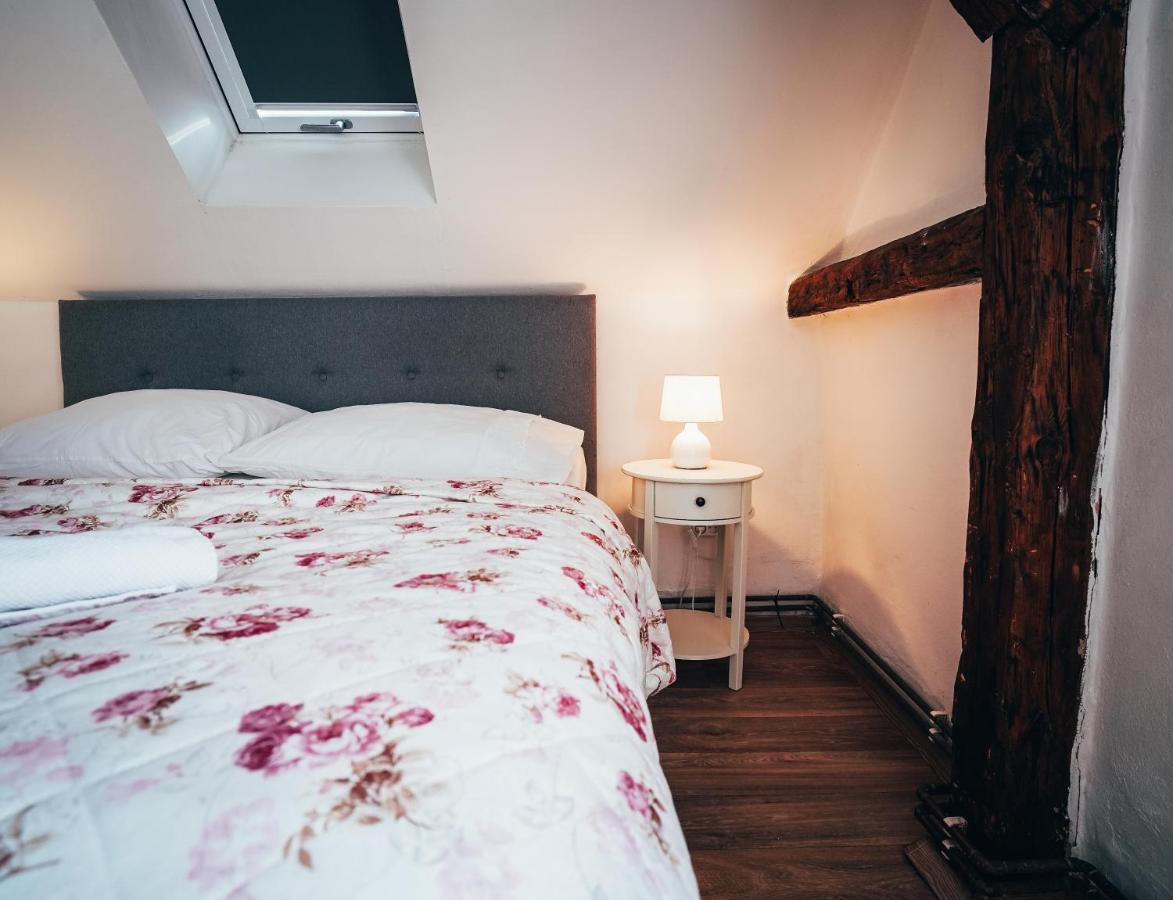 Trapani House & Camp Ruzova