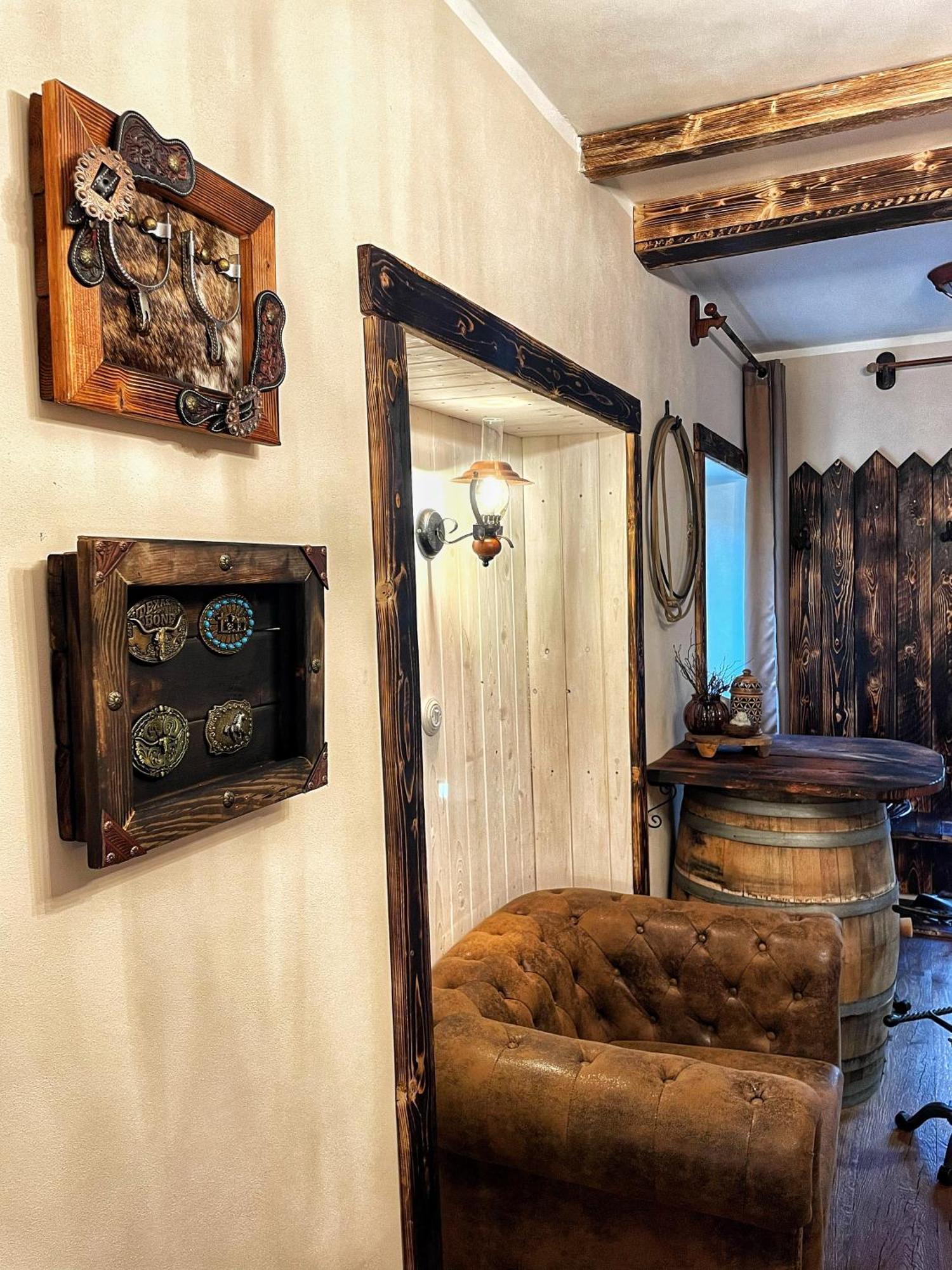 Trapani House & Camp Homestay Ruzova